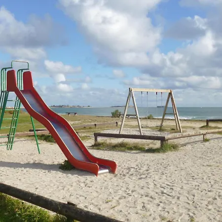 Holiday home Maison Proche Port Et Saint-Vaast-la-Hougue