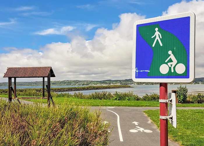 Maison Proche Port Et *